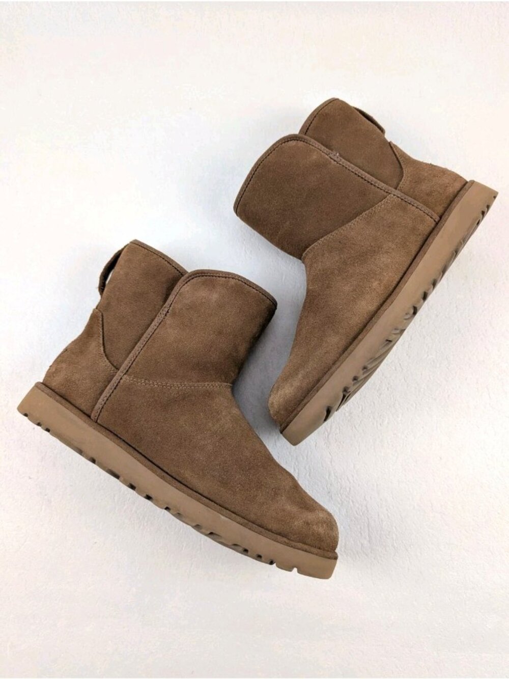 Ugg Cory II Shearling Boot Womens 8 Brown Suede Sheepskin Lined Winter Short